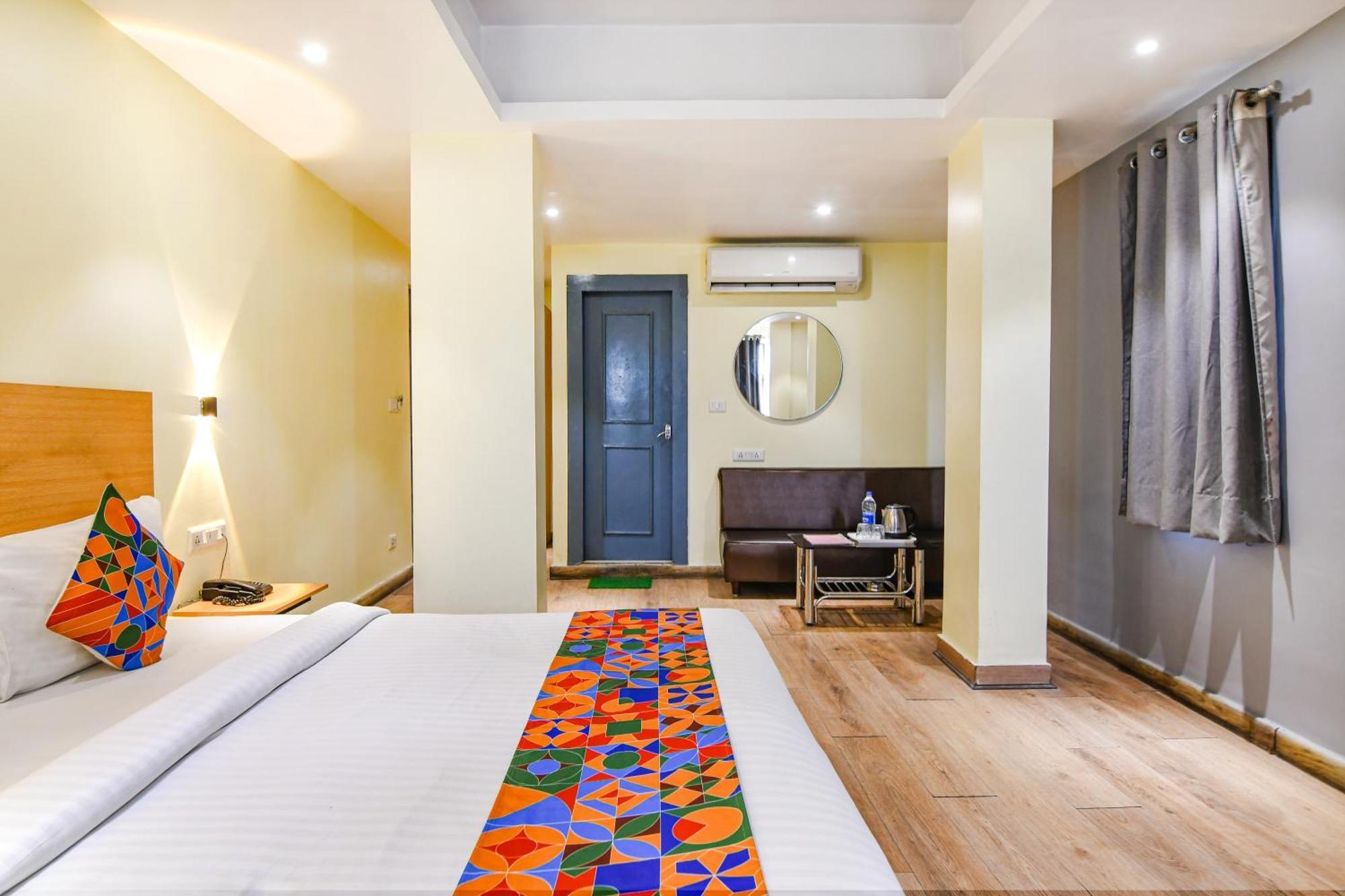 Super Townhouse Suncitel Near Kolkata Airport Hotel Dum Dum Eksteriør billede
