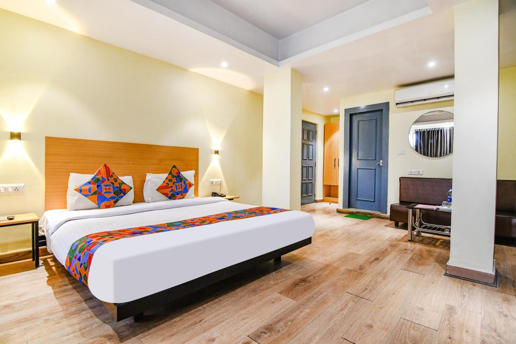 Super Townhouse Suncitel Near Kolkata Airport Hotel Dum Dum Eksteriør billede