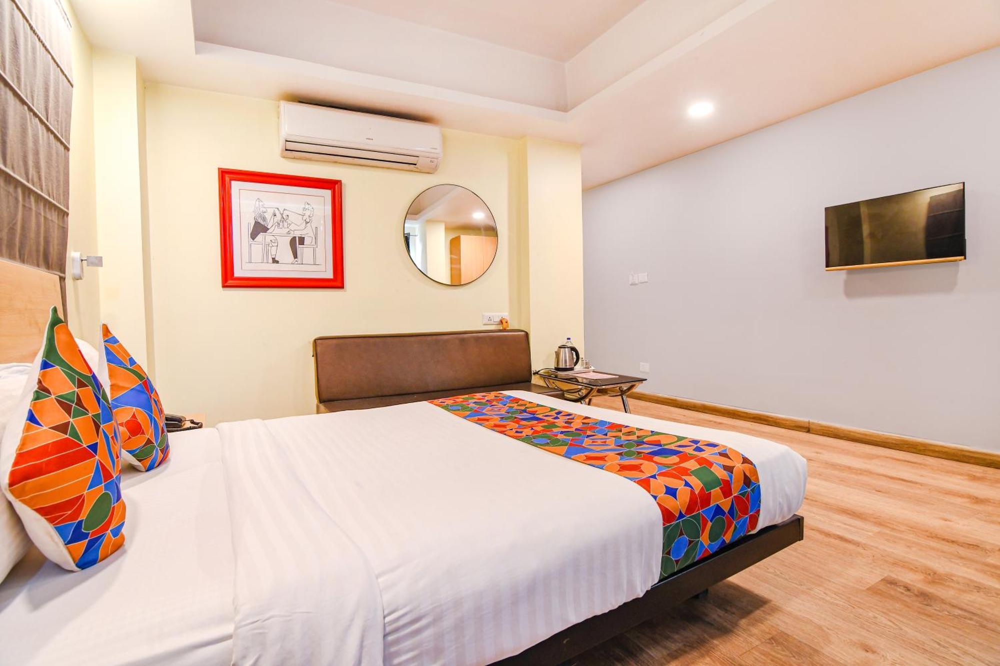 Super Townhouse Suncitel Near Kolkata Airport Hotel Dum Dum Eksteriør billede