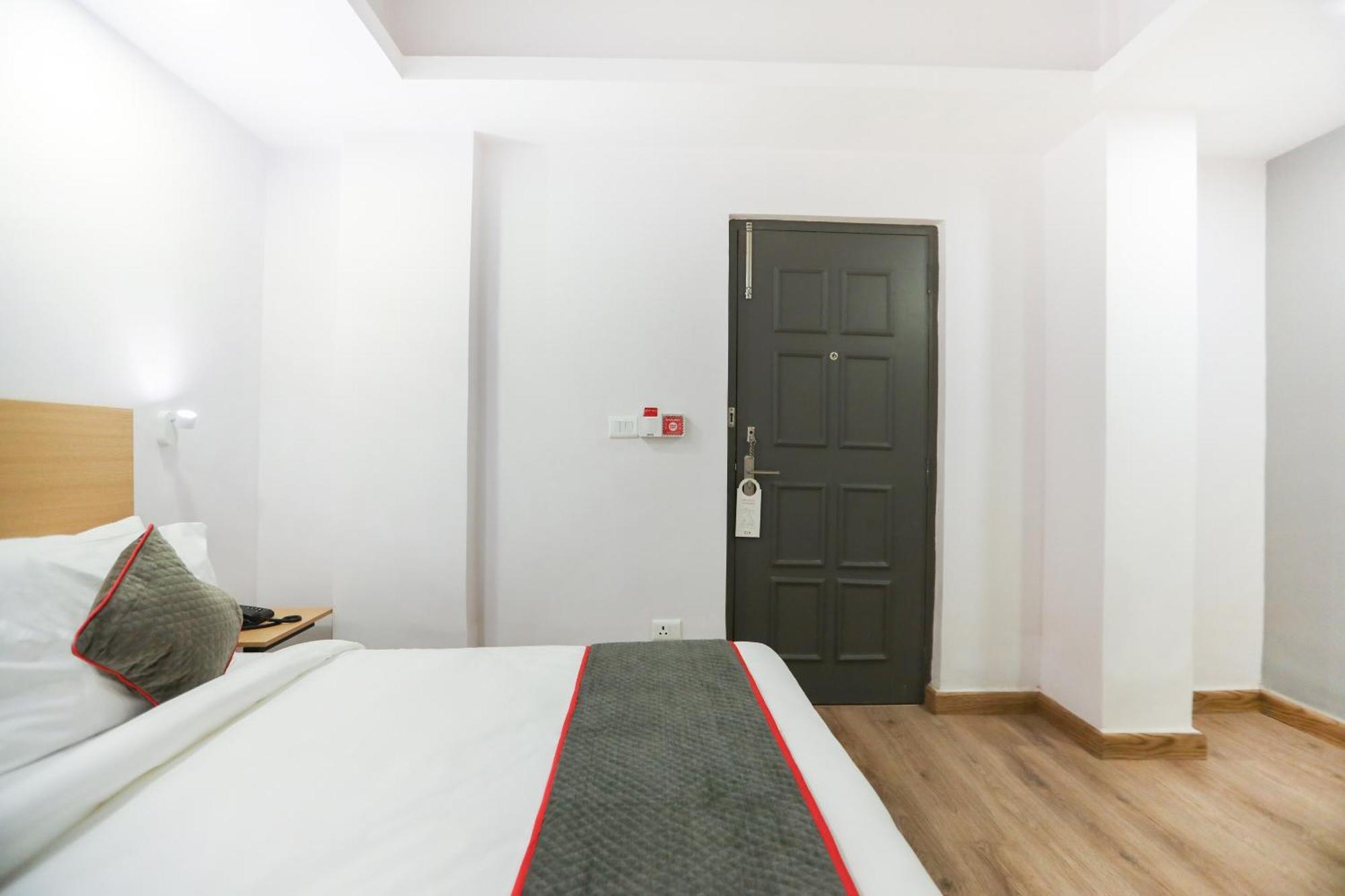 Super Townhouse Suncitel Near Kolkata Airport Hotel Dum Dum Eksteriør billede